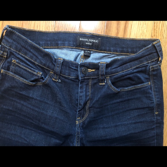 Banana Republic Ankle Jeans - Picture 3 of 4